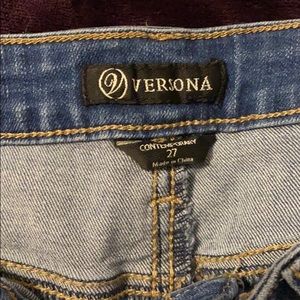 Versona light blue jeans!